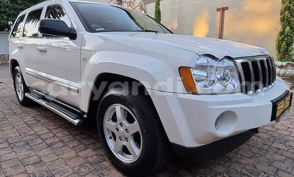 Buy Used Jeep Grand Cherokee White Car in Zambezi in North-Western Buy Used Jeep Grand Cherokee White Car in Zambezi in North-Western