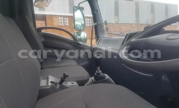 Acheter Occasion Utilitaire Isuzu FTR 850 Blanc à Lusaka, Zambie Acheter Occasion Utilitaire Isuzu FTR 850 Blanc à Lusaka, Zambie