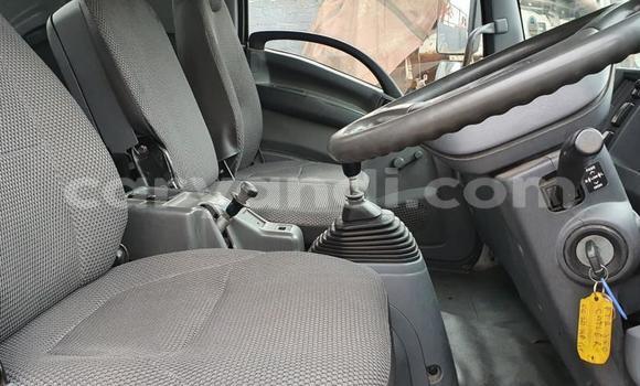 Acheter Occasion Utilitaire Isuzu FTR 850 Blanc à Lusaka, Zambie Acheter Occasion Utilitaire Isuzu FTR 850 Blanc à Lusaka, Zambie