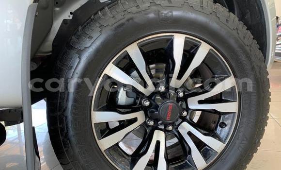 Buy Used Isuzu D–MAX Silver Car in Kitwe in Zambia Buy Used Isuzu D–MAX Silver Car in Kitwe in Zambia