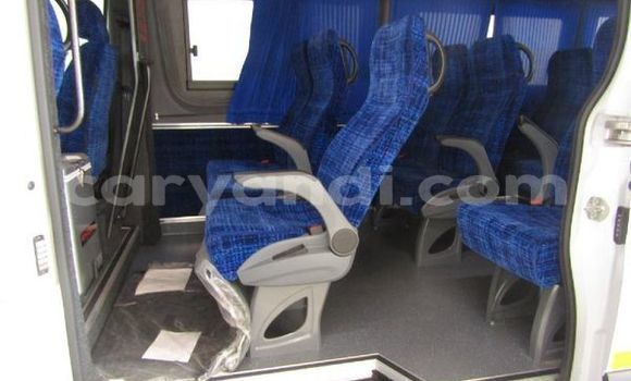 Buy Used Mercedes‒Benz 190 White Car in Zambezi in North-Western Buy Used Mercedes‒Benz 190 White Car in Zambezi in North-Western