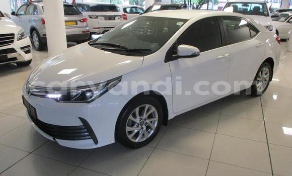 Nunua Ilio tumika Toyota Corolla Nyeupe Gari ndani ya Chinsali nchini Kaskazini