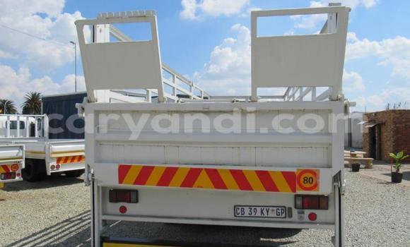 Buy Used Isuzu FTR 850 White Truck in Chingola in Zambia Buy Used Isuzu FTR 850 White Truck in Chingola in Zambia