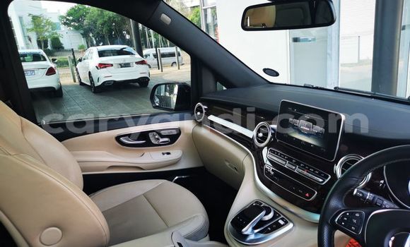 Acheter Occasion Voiture Mercedes‒Benz V-klasse Autre à Zambèze, Nord-Ouest Acheter Occasion Voiture Mercedes‒Benz V-klasse Autre à Zambèze, Nord-Ouest