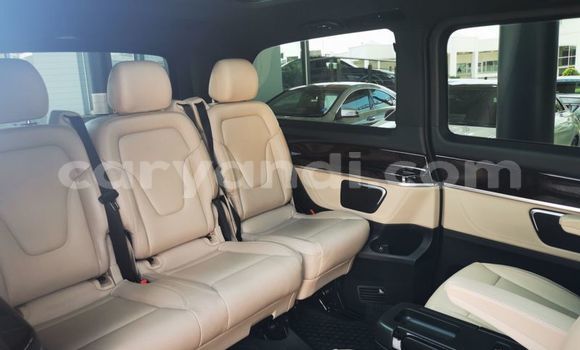 Acheter Occasion Voiture Mercedes‒Benz V-klasse Autre à Zambèze, Nord-Ouest Acheter Occasion Voiture Mercedes‒Benz V-klasse Autre à Zambèze, Nord-Ouest
