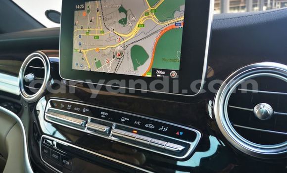 Acheter Occasion Voiture Mercedes‒Benz V-klasse Autre à Zambèze, Nord-Ouest Acheter Occasion Voiture Mercedes‒Benz V-klasse Autre à Zambèze, Nord-Ouest