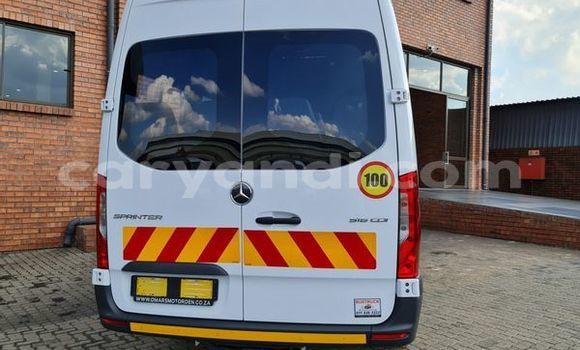 Acheter Occasion Voiture Mercedes‒Benz S-klasse Blanc à Zambèze, Nord-Ouest Acheter Occasion Voiture Mercedes‒Benz S-klasse Blanc à Zambèze, Nord-Ouest