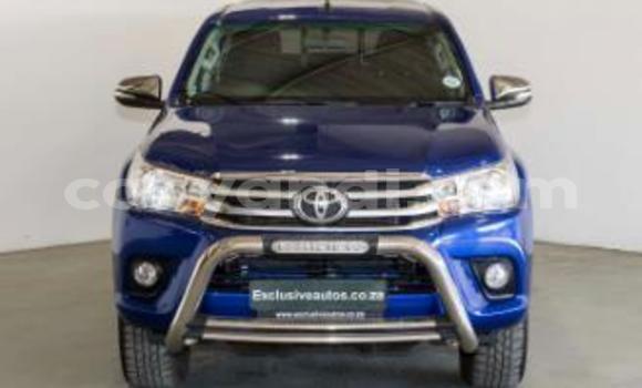 Buy Used Toyota Hilux Blue Car in Kitwe in Zambia
