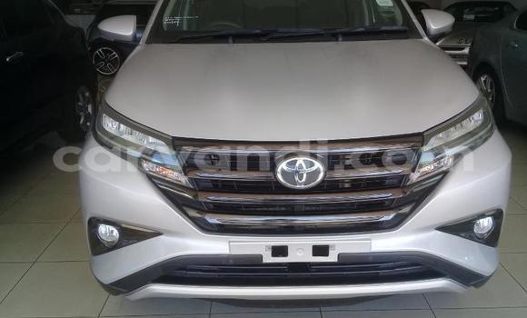 Acheter Occasion Voiture Toyota Rush Gris à Chingola, Zambie Acheter Occasion Voiture Toyota Rush Gris à Chingola, Zambie