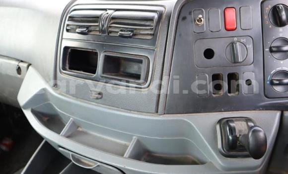 Tenga Tsaru Mercedes–Benz 3331 Chena Rori in Lusaka in Zambia Tenga Tsaru Mercedes–Benz 3331 Chena Rori in Lusaka in Zambia