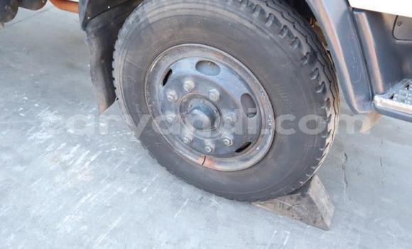 Acheter Occasion Utilitaire Isuzu FTR 850 Blanc à Lusaka, Zambie Acheter Occasion Utilitaire Isuzu FTR 850 Blanc à Lusaka, Zambie