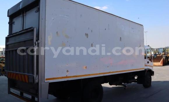 Acheter Occasion Utilitaire Isuzu FTR 850 Blanc à Lusaka, Zambie Acheter Occasion Utilitaire Isuzu FTR 850 Blanc à Lusaka, Zambie