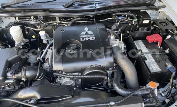 Tenga Tsaru Mitsubishi Triton Sirivha Mota in Chingola in Zambia Tenga Tsaru Mitsubishi Triton Sirivha Mota in Chingola in Zambia