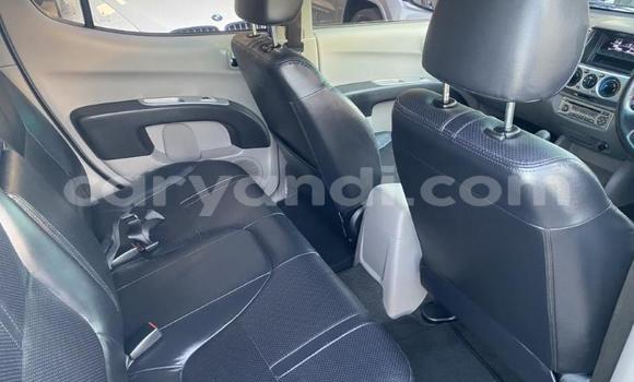 Tenga Tsaru Mitsubishi Triton Sirivha Mota in Chingola in Zambia Tenga Tsaru Mitsubishi Triton Sirivha Mota in Chingola in Zambia