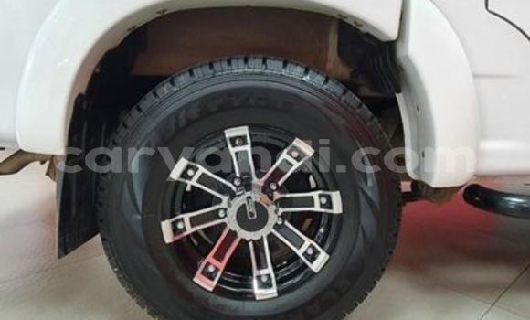 Acheter Occasion Voiture Mahindra Scorpio Blanc à Chinsali, Nord