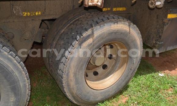 Acheter Occasion Utilitaire Volvo FL Blanc à Livingstone, Zambie Acheter Occasion Utilitaire Volvo FL Blanc à Livingstone, Zambie