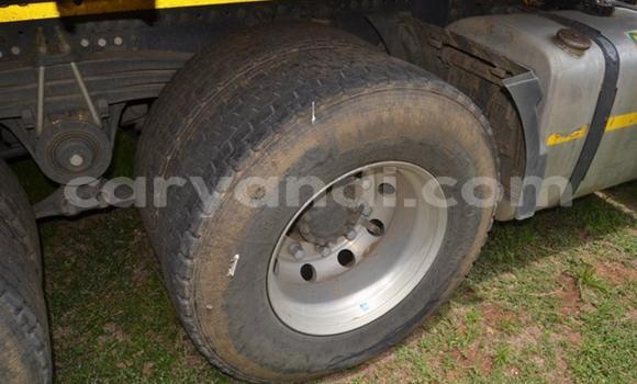 Acheter Occasion Utilitaire Volvo FL Blanc à Livingstone, Zambie Acheter Occasion Utilitaire Volvo FL Blanc à Livingstone, Zambie