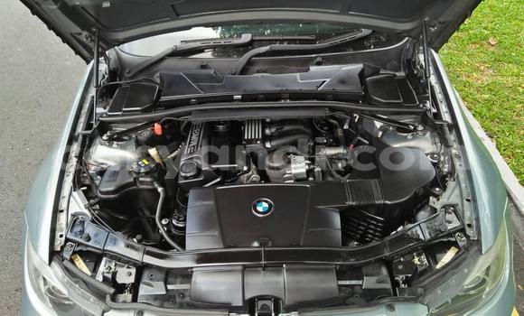 Tenga Tsaru BMW 3–Series Sirivha Mota in Lusaka in Zambia Tenga Tsaru BMW 3–Series Sirivha Mota in Lusaka in Zambia