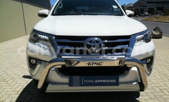 Acheter Occasion Voiture Toyota Fortuner Blanc à Chingola, Zambie Acheter Occasion Voiture Toyota Fortuner Blanc à Chingola, Zambie