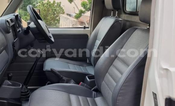 Buy Used Toyota Land Cruiser White Car in Lusaka in Zambia Buy Used Toyota Land Cruiser White Car in Lusaka in Zambia