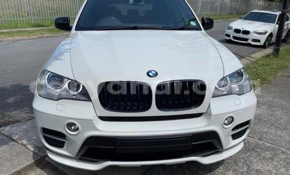 Buy Used BMW X5 White Car in Lusaka in Zambia