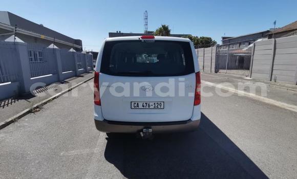 Buy Used Hyundai H1 White Car in Lusaka in Zambia Buy Used Hyundai H1 White Car in Lusaka in Zambia