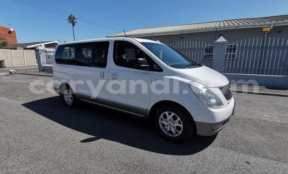 Buy Used Hyundai H1 White Car in Lusaka in Zambia Buy Used Hyundai H1 White Car in Lusaka in Zambia