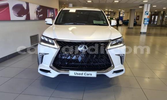 Acheter Occasion Voiture Lexus LX 450 Blanc à Lusaka, Zambie Acheter Occasion Voiture Lexus LX 450 Blanc à Lusaka, Zambie