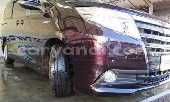 Acheter Occasion Voiture Toyota Noah Autre à Zambèze, Nord-Ouest Acheter Occasion Voiture Toyota Noah Autre à Zambèze, Nord-Ouest