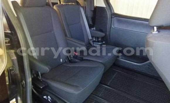 Acheter Occasion Voiture Toyota Noah Autre à Zambèze, Nord-Ouest Acheter Occasion Voiture Toyota Noah Autre à Zambèze, Nord-Ouest