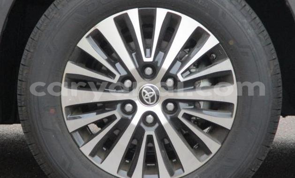 Tenga Imported Toyota Grand HiAce Zvimwe Mota in Zambezi in North-Western Tenga Imported Toyota Grand HiAce Zvimwe Mota in Zambezi in North-Western