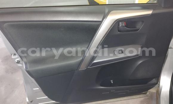 Acheter Occasion Voiture Toyota RAV4 Gris à Lusaka, Zambie Acheter Occasion Voiture Toyota RAV4 Gris à Lusaka, Zambie