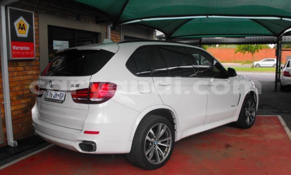 Buy Used BMW X5 White Car in Livingstone in Zambia Buy Used BMW X5 White Car in Livingstone in Zambia