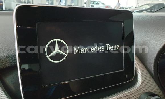Buy Used Mercedes‒Benz C–Class Black Car in Livingstone in Zambia Buy Used Mercedes‒Benz C–Class Black Car in Livingstone in Zambia