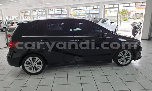 Buy Used Mercedes‒Benz C–Class Black Car in Livingstone in Zambia Buy Used Mercedes‒Benz C–Class Black Car in Livingstone in Zambia