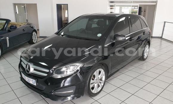 Buy Used Mercedes‒Benz C–Class Black Car in Livingstone in Zambia Buy Used Mercedes‒Benz C–Class Black Car in Livingstone in Zambia