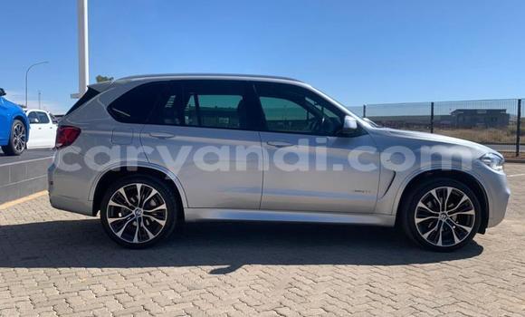 Acheter Occasion Voiture BMW X5 Gris à Livingstone, Zambie Acheter Occasion Voiture BMW X5 Gris à Livingstone, Zambie
