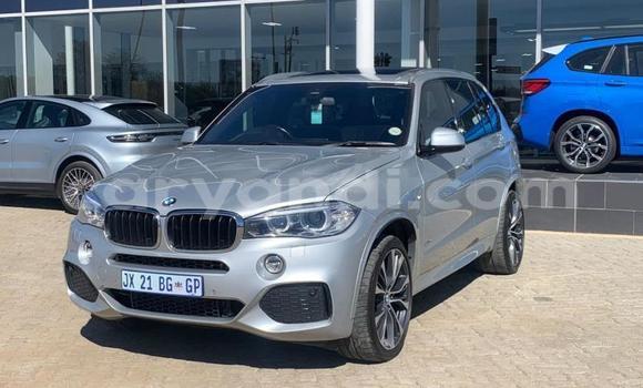 Acheter Occasion Voiture BMW X5 Gris à Livingstone, Zambie Acheter Occasion Voiture BMW X5 Gris à Livingstone, Zambie