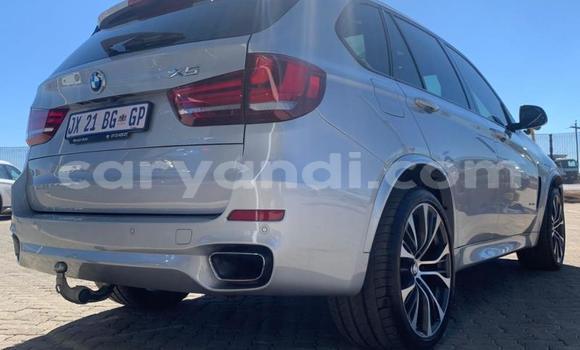 Acheter Occasion Voiture BMW X5 Gris à Livingstone, Zambie Acheter Occasion Voiture BMW X5 Gris à Livingstone, Zambie