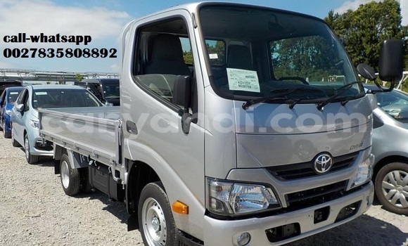 Acheter Import Voiture Toyota Dyna Autre à Livingstone, Zambie