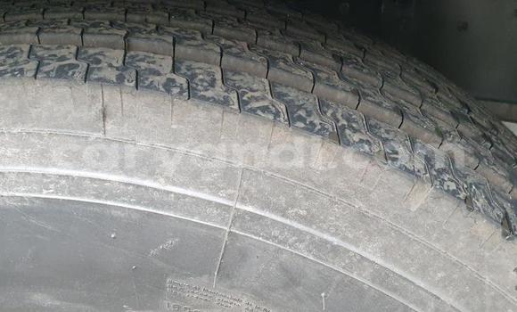 Acheter Occasion Utilitaire Nissan UD Blanc à Lusaka, Zambie Acheter Occasion Utilitaire Nissan UD Blanc à Lusaka, Zambie