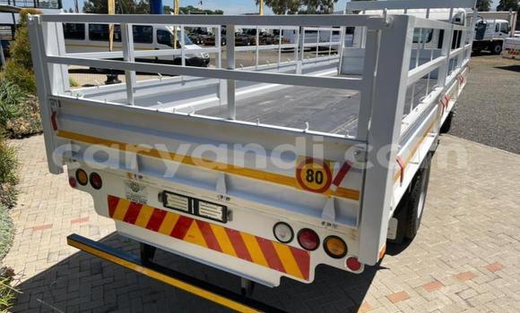 Buy Used Hino 300 Series White Truck in Chingola in Zambia Buy Used Hino 300 Series White Truck in Chingola in Zambia