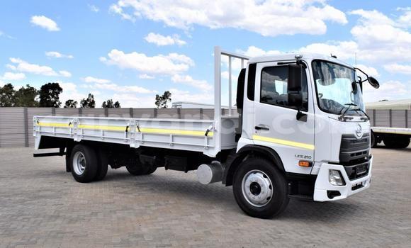 Buy Used Nissan UD White Truck in Livingstone in Zambia Buy Used Nissan UD White Truck in Livingstone in Zambia