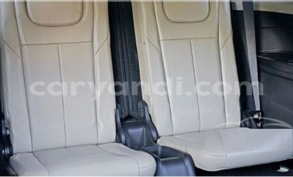 Tenga Imported Isuzu MU-X Zvimwe Mota in Livingstone in Zambia Tenga Imported Isuzu MU-X Zvimwe Mota in Livingstone in Zambia