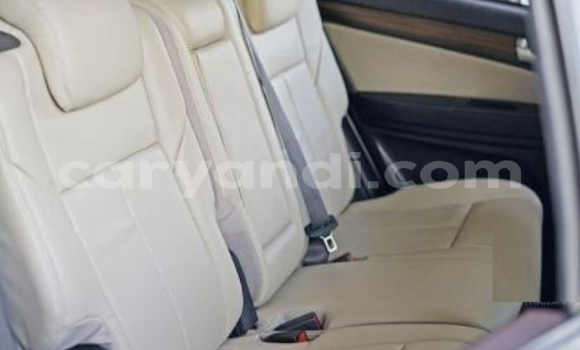 Tenga Imported Isuzu MU-X Zvimwe Mota in Livingstone in Zambia Tenga Imported Isuzu MU-X Zvimwe Mota in Livingstone in Zambia