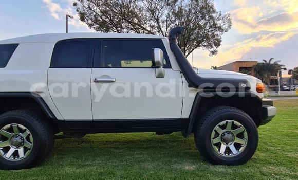 Buy Used Toyota FJ Cruiser Other Car in Choma in Southern Buy Used Toyota FJ Cruiser Other Car in Choma in Southern
