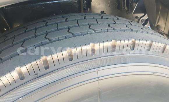 Acheter Occasion Utilitaire Nissan UD Blanc à Chingola, Zambie Acheter Occasion Utilitaire Nissan UD Blanc à Chingola, Zambie