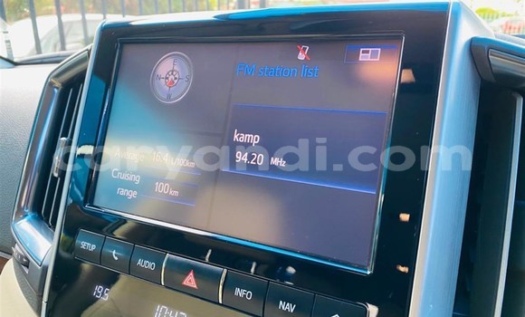 Acheter Occasion Voiture Toyota Land Cruiser Blanc à Lusaka, Zambie Acheter Occasion Voiture Toyota Land Cruiser Blanc à Lusaka, Zambie