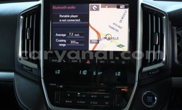 Acheter Occasion Voiture Toyota Land Cruiser Blanc à Lusaka, Zambie Acheter Occasion Voiture Toyota Land Cruiser Blanc à Lusaka, Zambie