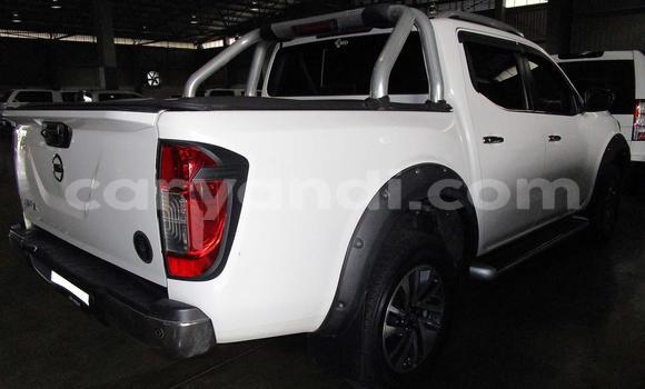 Acheter Occasion Voiture Nissan Navara Blanc à Chingola, Zambie Acheter Occasion Voiture Nissan Navara Blanc à Chingola, Zambie
